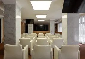 Рассадка «класс» в конференц-зале «Мыса Видного» — фото 18